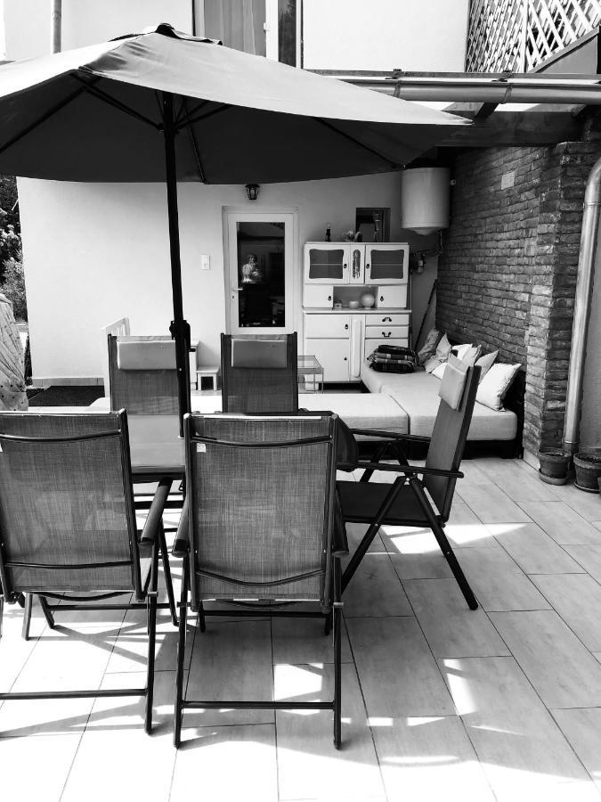 House For 6 Ppl At Lake Balaton 希欧福克 外观 照片