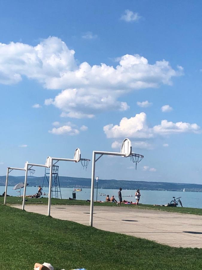 House For 6 Ppl At Lake Balaton 希欧福克 外观 照片